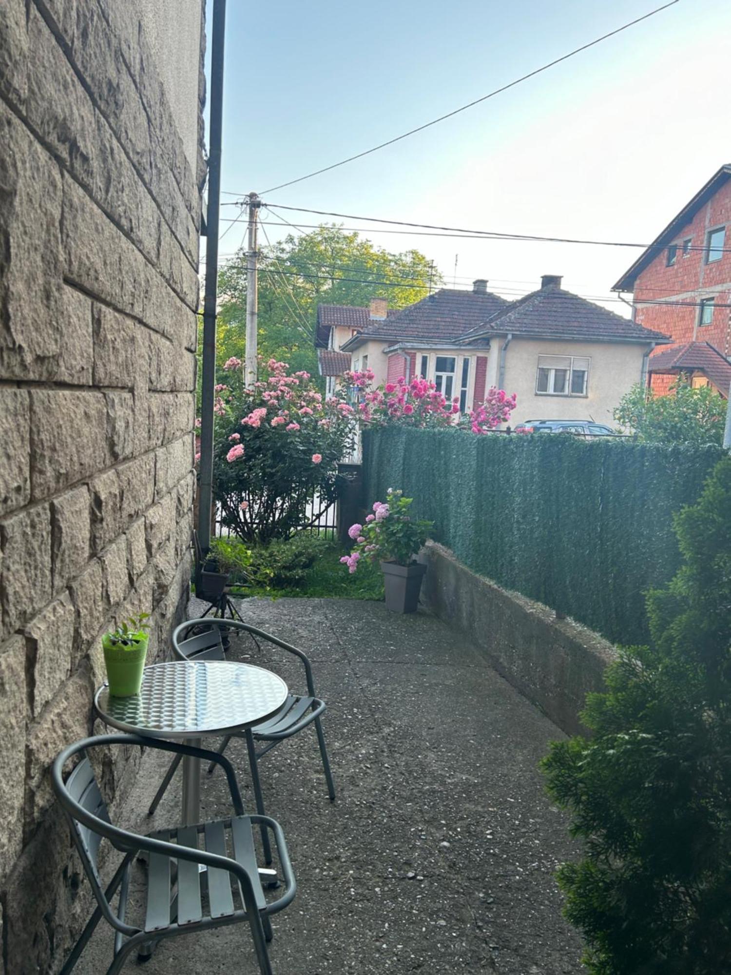 Kelizual Leilighet Gornji Milanovac Eksteriør bilde